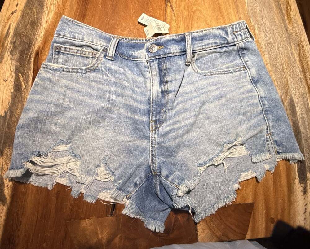 Aerie Denim Shorts Size 8 Light Wash Distressed Frayed Hem